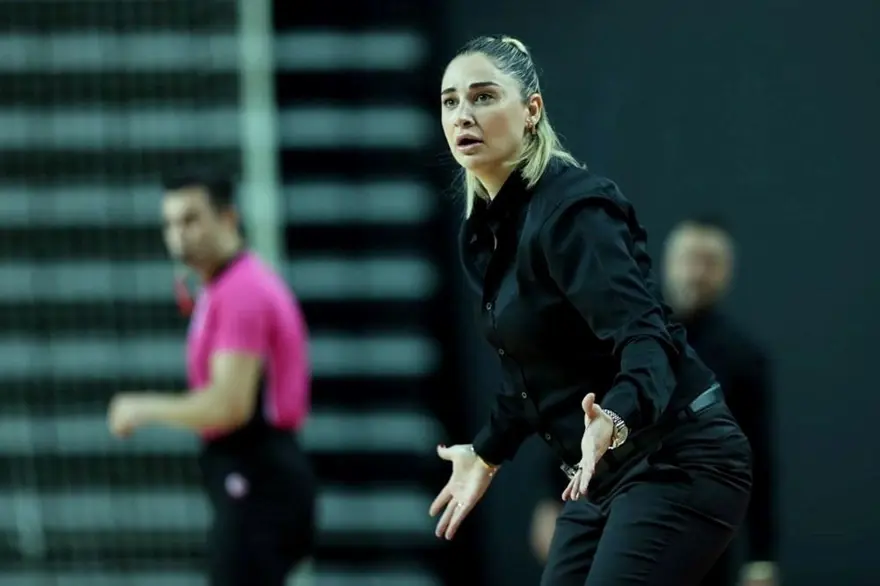 "Dişi Fatih Terim" Selen Erdem'den dev imza: Panathinaikos'ta ikinci Türk! 1