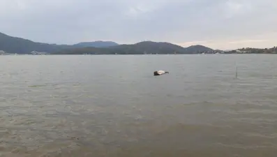 Fethiye'de sel suları, denizin rengini değiştirdi