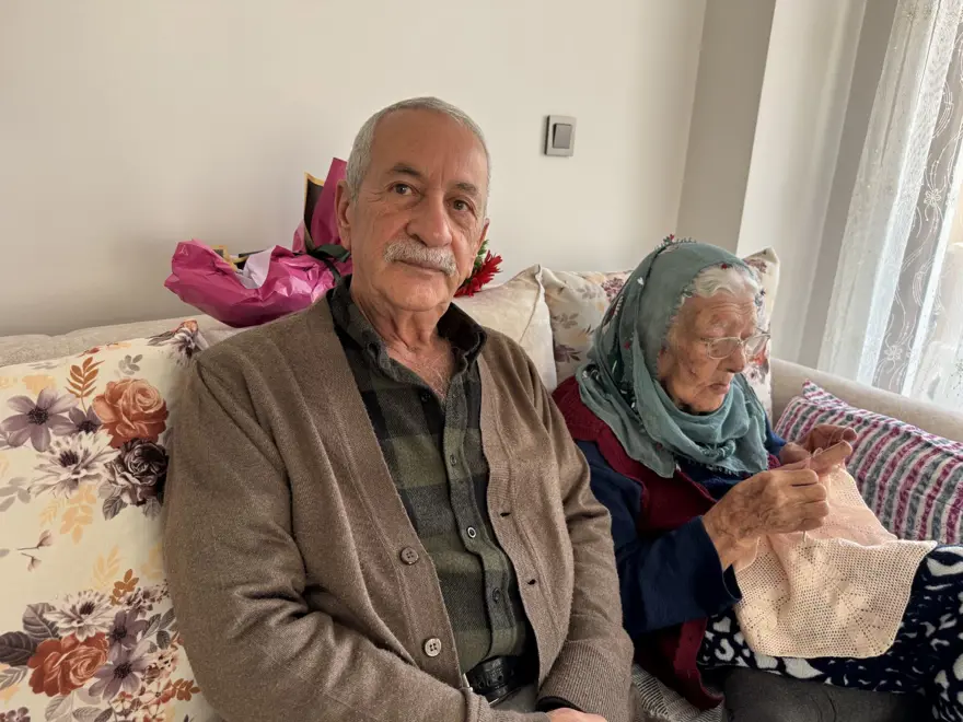 102 yaşındaki Nazife nine yıllara böyle meydan okuyor: 7 çocuğu 20 torunu var 2