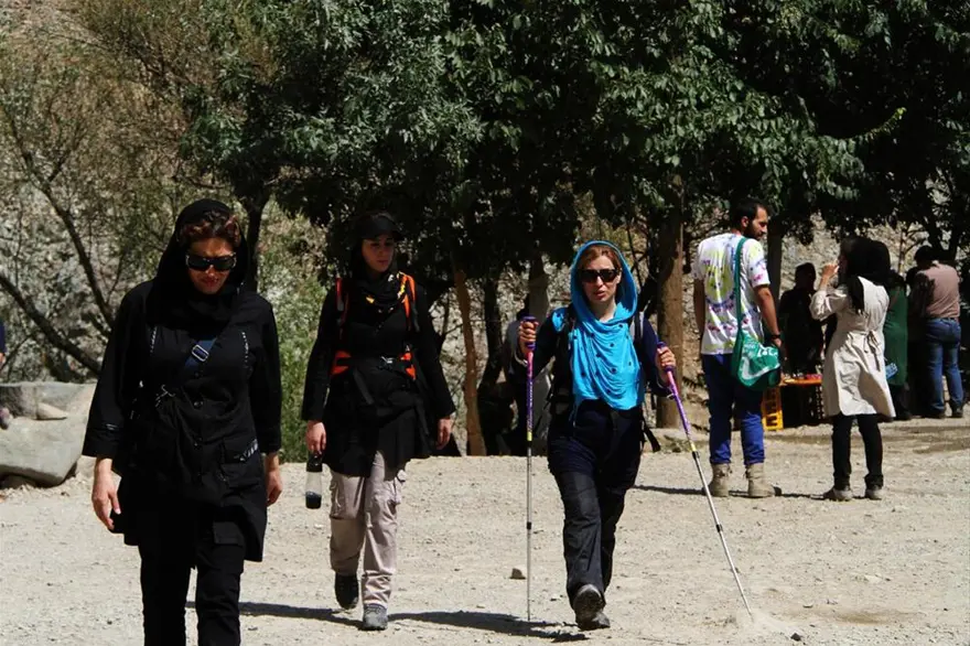 Tahran'da dağ yürüyüşleri 8