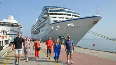 Kuşadası'nda kruvaziyer turizmi hareketleniyor