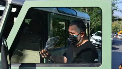 Cem Yılmaz 'Serenay Sarıkaya' ile ayrıldık dedi ama çiftin Instagram fotoğraflarını kaldırmaması dikkat çekti