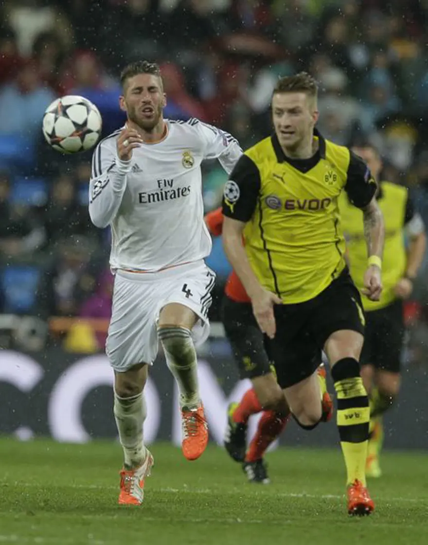 Real yarı finale göz kırptı 64 Real yarı finale göz kırptı 64