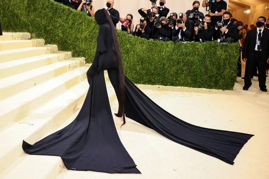 Kim Kardashian Met Gala kostümünü savundu 7