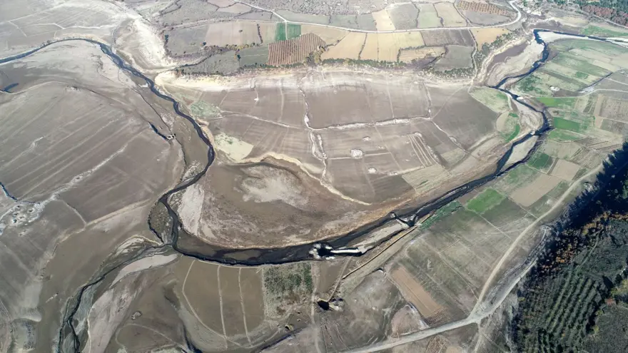 'Bin Pınarlı' Kaz Dağları, Bayramiç Barajı'nı doldurdu 11