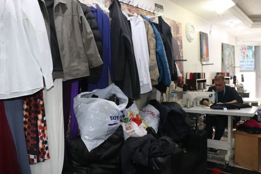 Yanlış iğne sonucu sağ bacağı felç kaldı: Engeli mesleğinden koparmadı 1