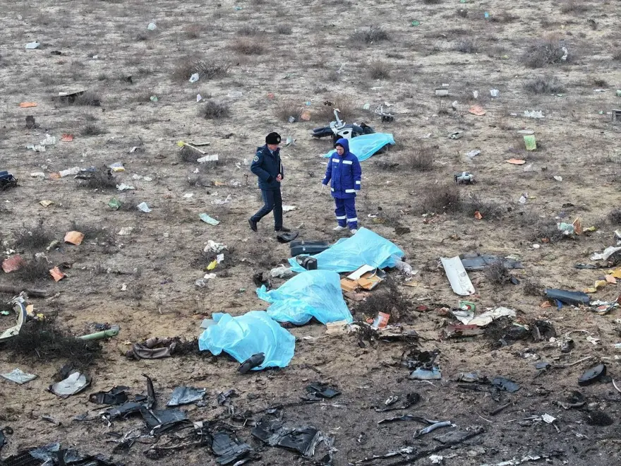 Son Dakika..Azerbaycan uçak kazası: Uçağı Rus füzesinin düşürdüğü kesinleşti 7