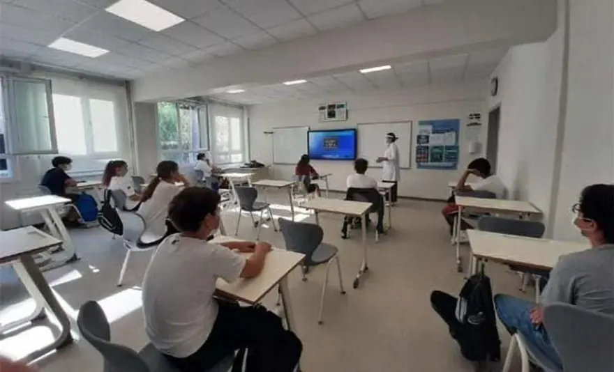 Veliler ayaklandı: Özel okullarda 50 bin TL'ye varan kitap ücreti 6