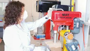 Nadir elemente özel üretim tesisi (Yerli otomobilde kullanılacak)