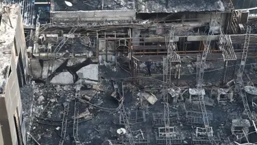 Hindistan'da lokantada yangın: 15 ölü