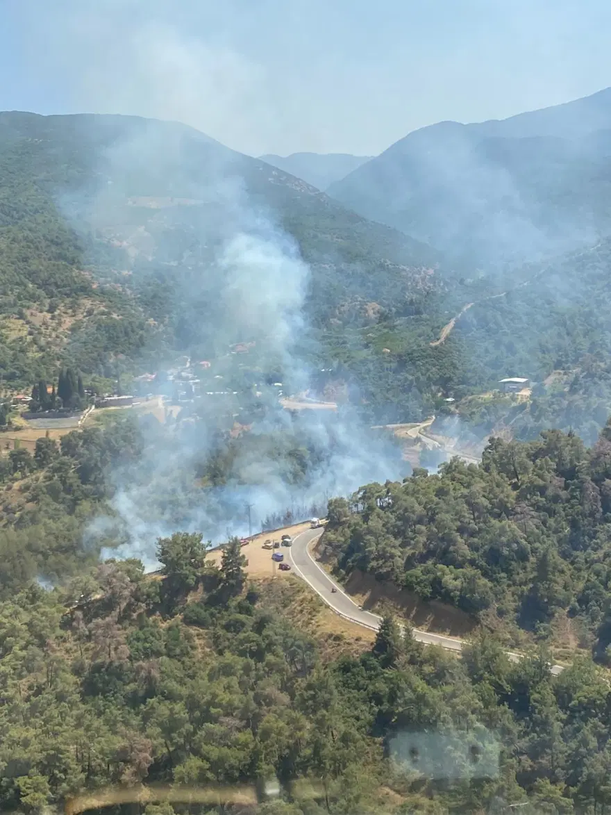 Hatay ve İzmir'de orman yangını 5 Hatay ve İzmir'de orman yangını 5