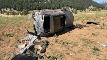 Konya'da otomobil tarlaya devrildi: 2 yaralı