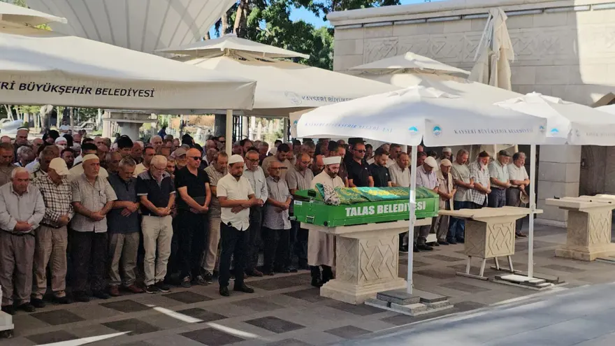 MEMLEKETİNDE TOPRAĞA VERİLDİ 3