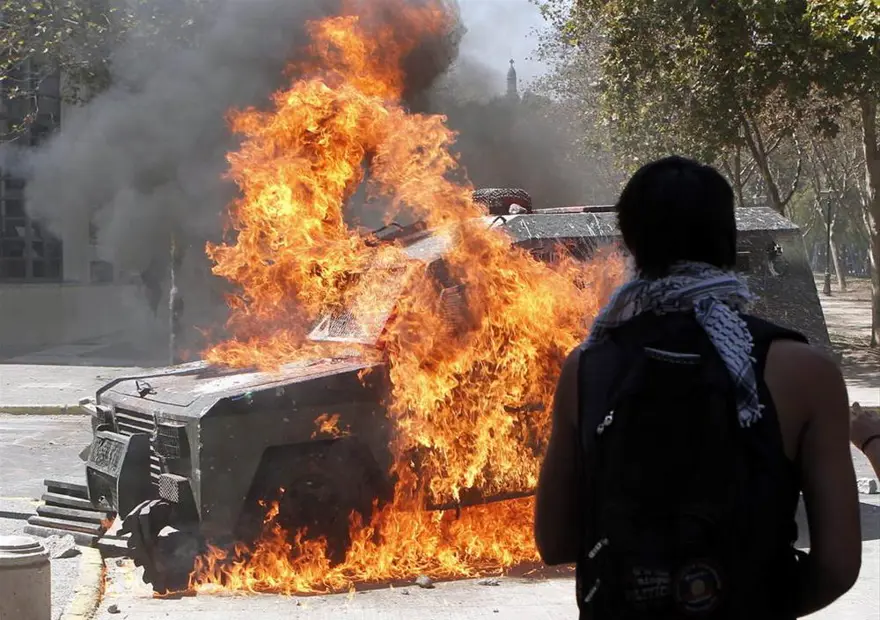 Öğrenciler yine sokakta 18