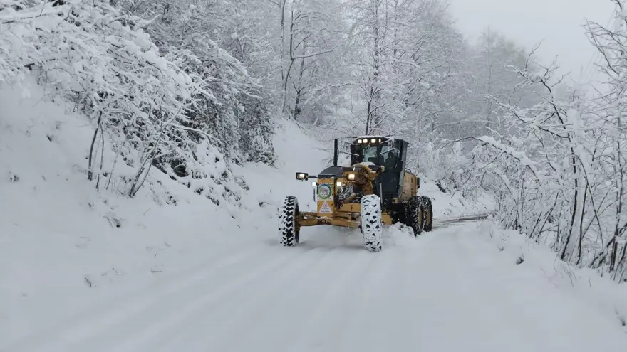 KARADENİZ KARA GÖMÜLDÜ! 2 KARADENİZ KARA GÖMÜLDÜ! 2
