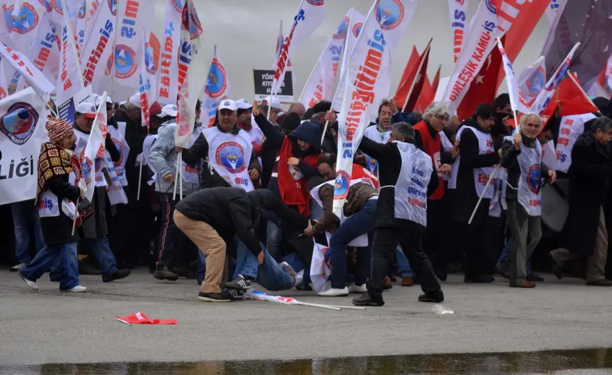 Ankara'da eyleme müdahale 8