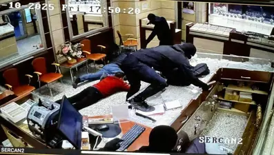 20 kilo altın çalıp kanyona kaçan kuyumcu soyguncuları tutuklandı