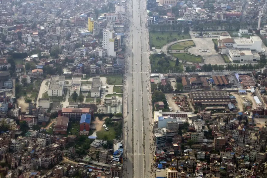 Nepal'de şiddetli deprem 41