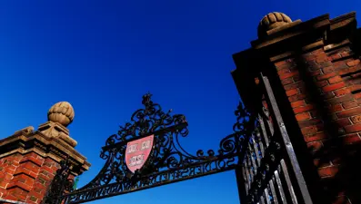 Trump'ın Harvard'da yabancı öğrenci yasağı durduruldu