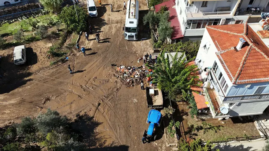 "SEL VE KURAKLIK AYNI ANDA YAŞANABİLİR" 2