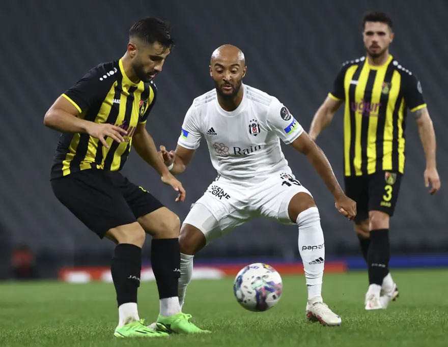 GEÇEN SEZON İKİ TAKIMDA ÜSTÜNLÜK KURAMADI 6