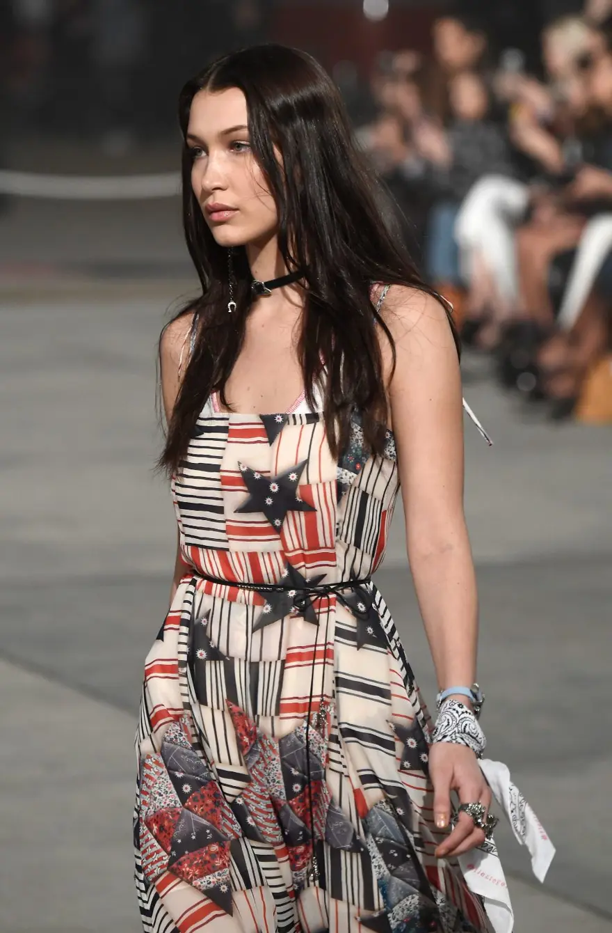 Bella Hadid 25. doğum gününü kutladı 5