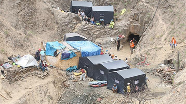 Endonezya'da altın madeni çöktü: 15 kişi öldü