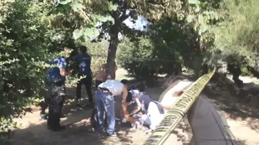 Eski eşini silahla vurup intihar etti