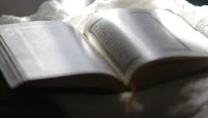 Kıyamet Suresi okunuşu: Kıyamet Suresi Arapça yazılışı, Türkçe anlamı ve tefsiri