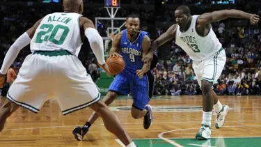 Celtics bir adım önde: 92-88