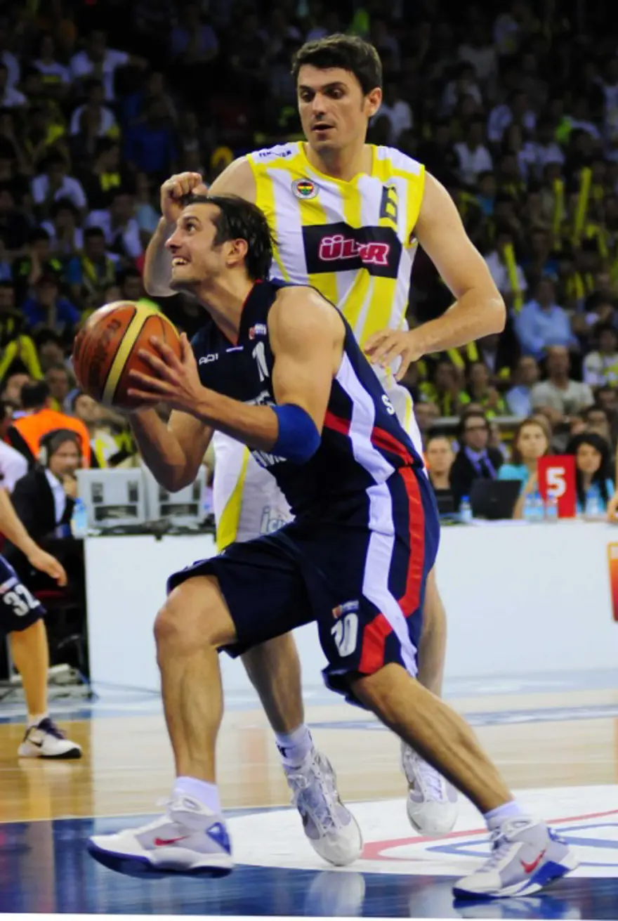 Fenerbahçe Ülker - Efes Pilsen 1
