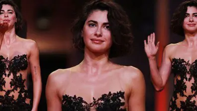 Nesrin Cavadzade'den modelliğe yeşil ışık