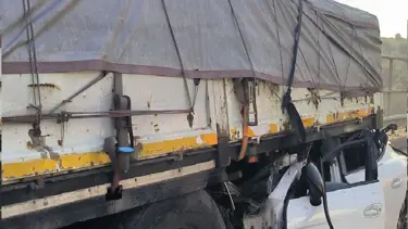 TIR'a arkadan ok gibi saplandı