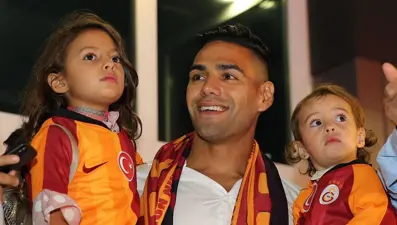 Radamel Falcao'nun yeni evi (Lorelei Taron paylaştı)