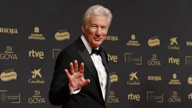 Richard Gere, Filistinli şairin Başkalarını Da Düşün şiirini okudu