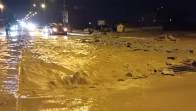 Konya ve Ankara'yı sel vurdu