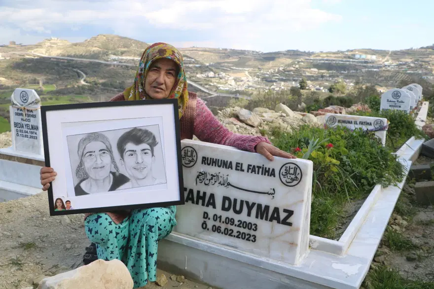 “DEPREMDE 3 EVLADIM VEFAT ETTİ, HEPSİNİ ÖZLÜYORUM” 6 “DEPREMDE 3 EVLADIM VEFAT ETTİ, HEPSİNİ ÖZLÜYORUM” 6