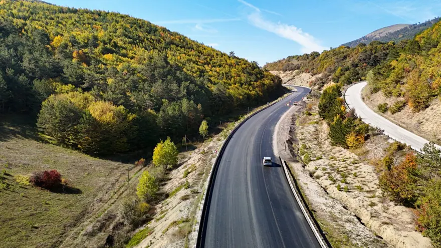 Bolu-Mudurnu kara yolunda sonbahar geçidi: Film sahnelerini aratmayan görüntüler 2