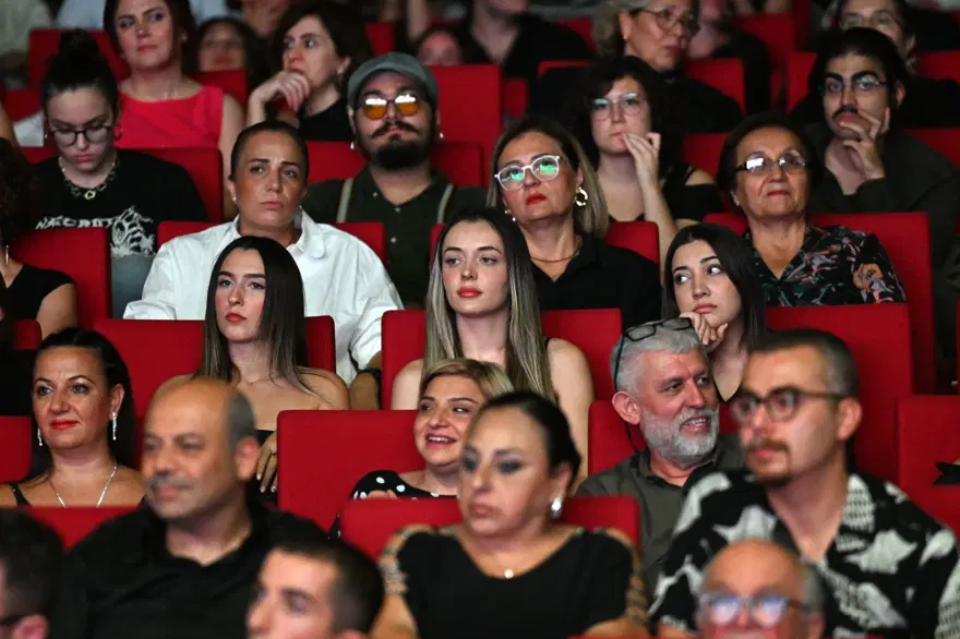 Altın Koza Film Festivali ödülleri sahiplerini buldu 29 Altın Koza Film Festivali ödülleri sahiplerini buldu 29