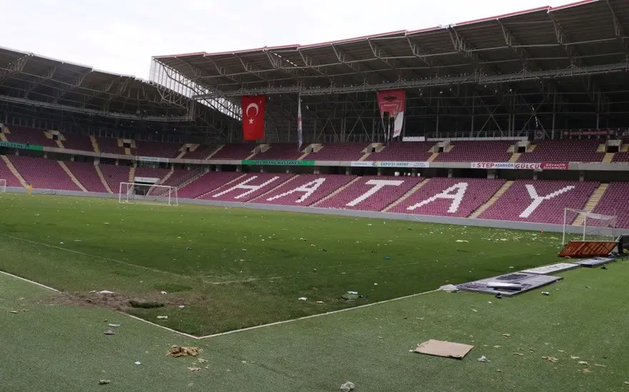 Hatayspor'dan stadyum açıklaması: Ağır hasarlı ve yıkılacak! 
