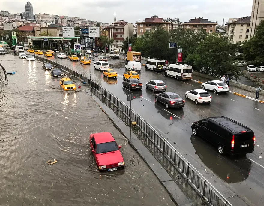 İstanbul'da etkili yağış (20 dakikalık kabus) 85