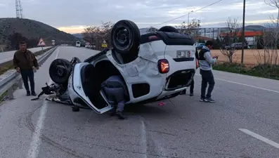 Kontrolden çıkan otomobil takla attı