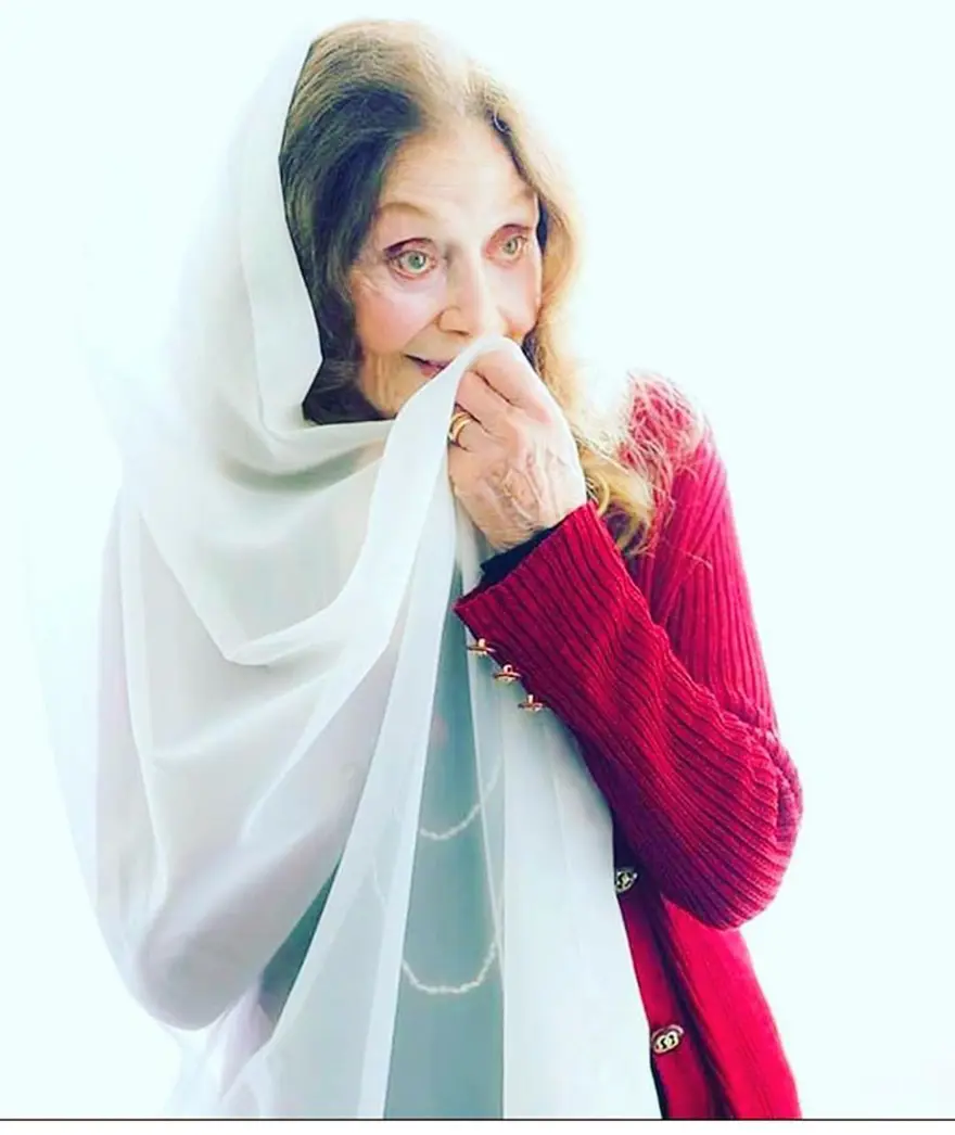 Sanatçı dostlarından Yıldız Kenter paylaşımları 30