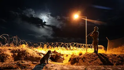 İran sınırında gece gündüz nöbet