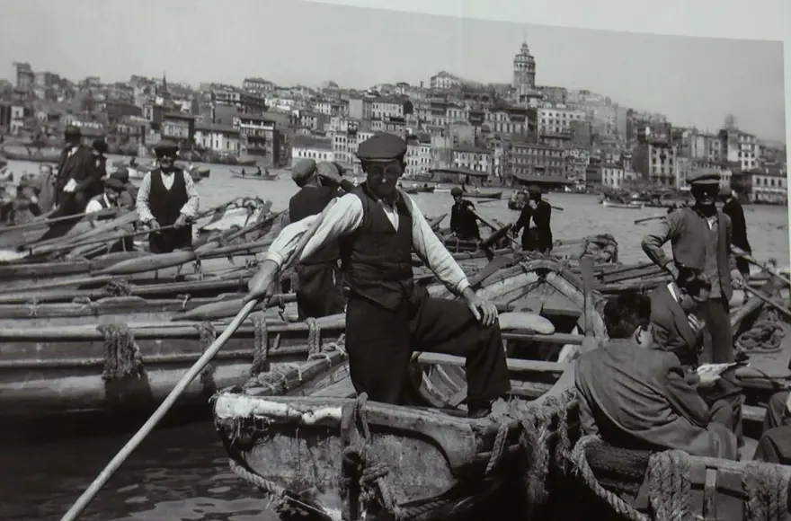Galata Kulesi'nde Ara Güler Fotoğraf Sergisi açıldı 7 Galata Kulesi'nde Ara Güler Fotoğraf Sergisi açıldı 7