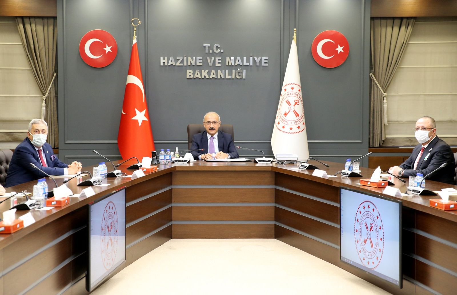 TESK ve Türk-İş, Bakan Elvan'a taleplerini iletti