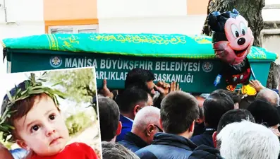 15 aylık Vedat’la dedesi aynı gün öldü: Tabutuna çok sevdiğiMickey Mouse bağlandı