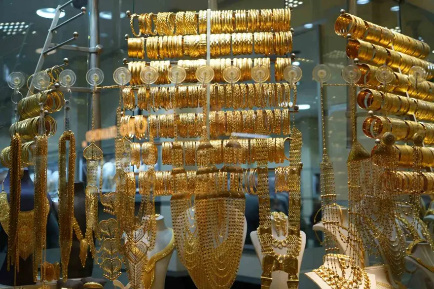 Gram altın fiyatı bugün: 8 Nisan Salı altın ne kadar? Canlı altın kuru (gram altın, çeyrek altın, yarım altın, tam altın) 3