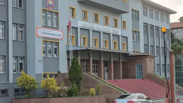 Lisede sigara tartışması: Arkadaşına yumruk atan öğrenci tutuklandı