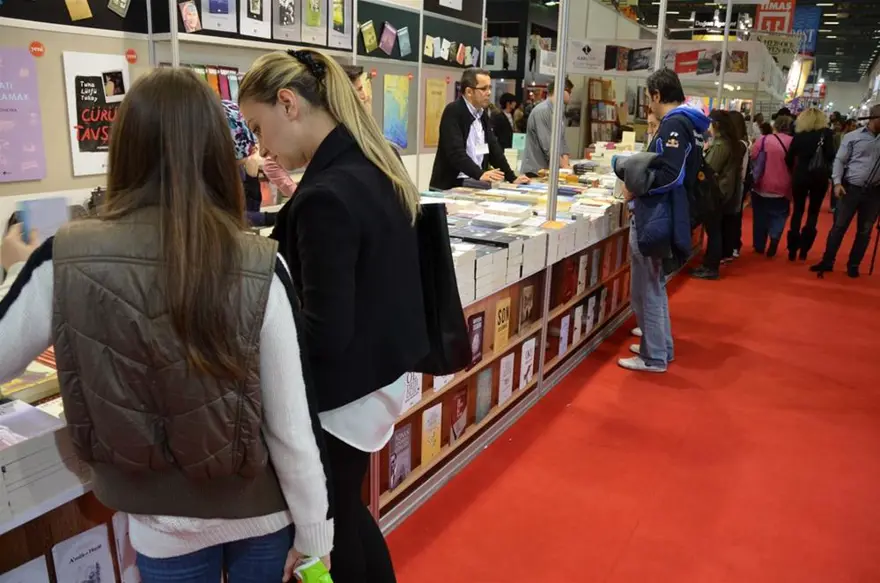 Kitap tutkunları TÜYAP'da buluştu 4
